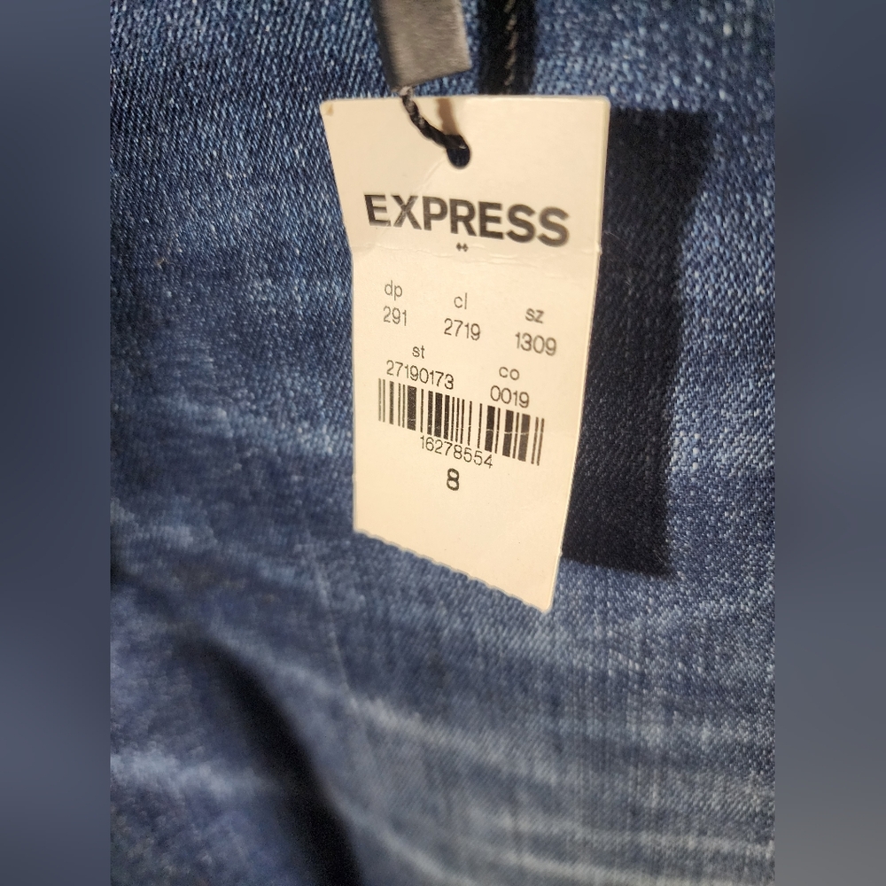 EXPRESS Mid Rise Denim Leggings Pants Medium Size 8 NWT - Picture 3 of 8